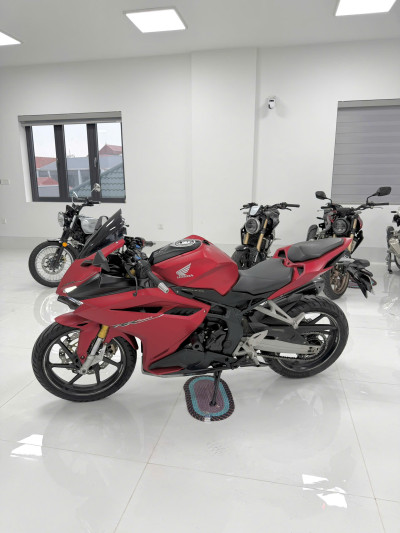 Bán CBR250RR Đỏ Nhám Vip, 30 Triệu Góp Nhận Xe Luôn Tại TẤN ĐẠT MOTOR