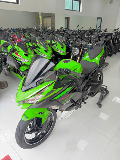 85 TRIỆU QUẤT NINJA 400 KRT ĐỜI CAO, KHÔNG CẦN TRẢ GÓP VÌ TRẢ CHẬM KHÔNG MẤT LÃI