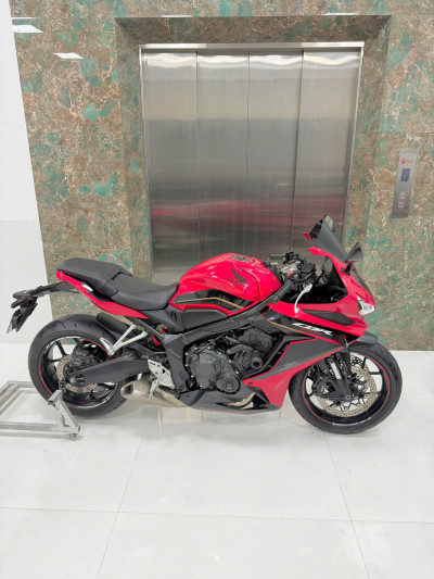 BÁN CBR650R 2023 Đỏ Đen Vip, Phù Hợp NHỮNG THƯỢNG KHÁCH SIÊU KỸ TÍNH