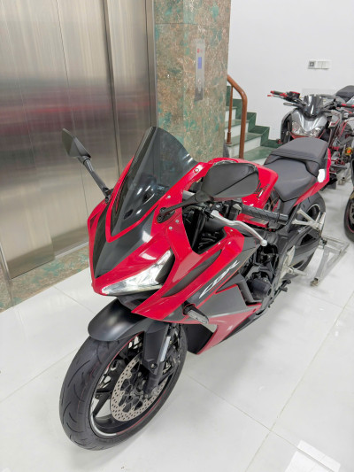 BÁN CBR650R 2023 Đỏ Đen Vip, Phù Hợp NHỮNG THƯỢNG KHÁCH SIÊU KỸ TÍNH
