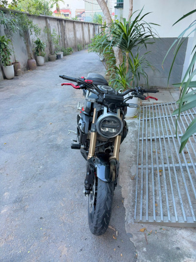 BÁN HONDA CB150R MÀU ĐEN ĐK 2021, MÁY ZIN CHẤT, 25 TRIỆU TRẢ GÓP NHẬN XE LUÔN TẠI TẤN ĐẠT