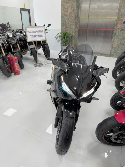 BÁN CBR650R ĐEN NHÁM EDITION MODEL 2023 MỘC CHẤT TẠI TẤN ĐẠT MOTOR
