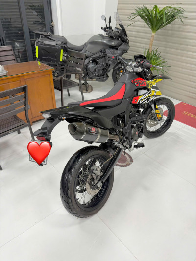 15 TRIỆU QUẤT CÀO CÀO APRILIA SX125 ABS 2025 SIÊU LƯỚT, TRẢ GÓP SIÊU TỐC TẠI TẤN ĐẠT MOTOR
