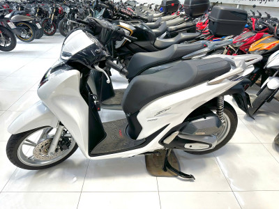 45 TRIỆU QUẤT ĐƯỢC SH160 ABS 2024 TRẮNG NGỌC TRAI SIÊU MỚI, TRẢ GÓP SIÊU TỐC TẠI TẤN ĐẠT MOTOR