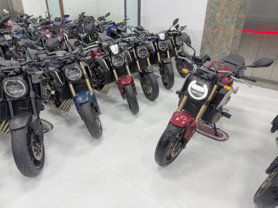 95 TRIỆU QUẤT CB650R 2021 MÀU ĐEN NHÁM CỰC CHẤT, TRẢ GÓP SIÊU TỐC TẠI TẤN ĐẠT MOTOR